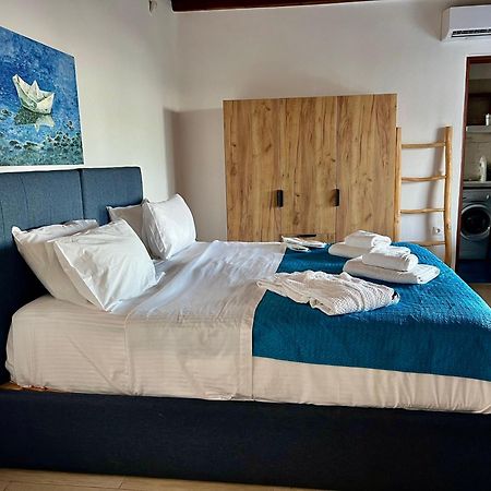 Aparthotel Vaqueros à Mykonos Town Extérieur photo