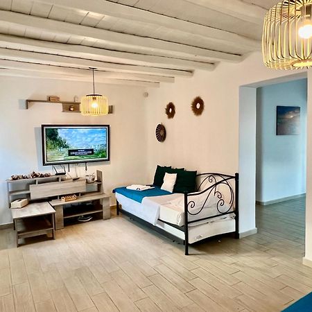Aparthotel Vaqueros à Mykonos Town Extérieur photo